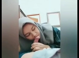 Bokep Indonesia - Ukhty Hijab Nyepong - hard-core  porn mistiness bokephijab2021