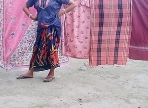 Bengali Desi Village Wife and Her Swain Dogystyle fuck outdoor ( Official video By Localsex31)