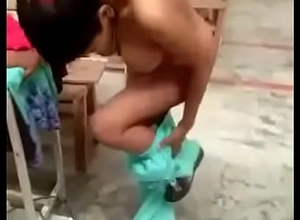 indian Garments factory courtezan fucked by manager on cam