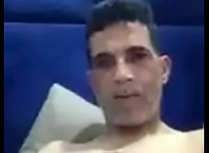Vidéo pornographique de Samir Siraoui chauffeur à (ACI Equipments) au Maroc voici son numéro WhatsApp :   212 673-713789