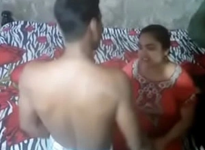 Desi aunty caught by to hand camera