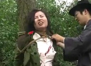 Chinese army generalized tied to tree 1