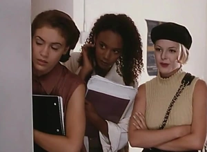 Glori Gold,Sabrina Allen,Shayna Ryan,Alyssa Milano,Charlotte Lewis,Jennifer Tilly in Embrace Of The Vampire (1995)