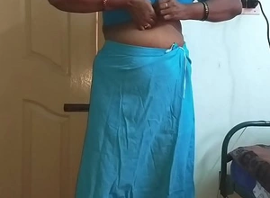 Wearing Saree ready loathing profitable to bunch