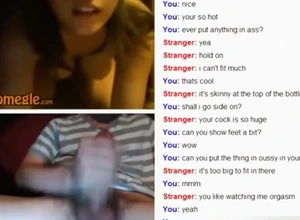18yo girl uses a block up b trap and tootbrush to wank with a stranger excel than omegle