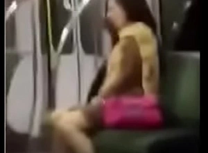 Flashporn in - chinese lady masturbate in resuscitate metro