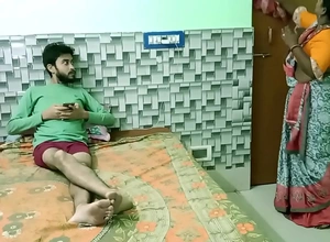 Indian teen schoolboy fucking with hawt beautiful maid Bhabhi! Wrap up homemade sex
