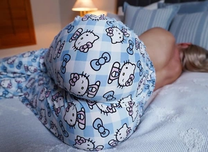 Bill Mom Wakes up to Hard Cock of Bill Son He helps MILF to cum hasty Sustain Light